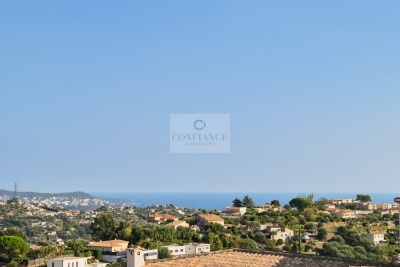 House for sale in NICE  - 7 rooms - 206 m² 