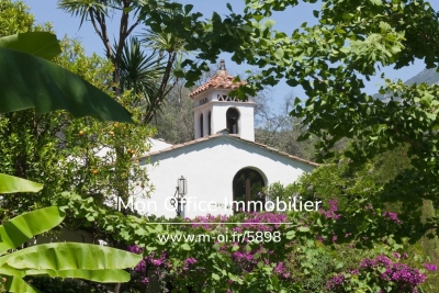 Maison à vendre à MENTON La Californie - 15 pièces - 850 m² 