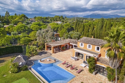 House for sale in MOUGINS  - 10 rooms - 561 m² 