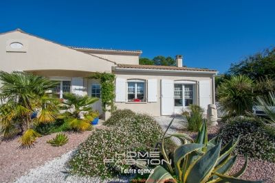 Maison &agrave; vendre &agrave; LES MATHES  - 6 pi&egrave;ces - 132 m&sup2; 