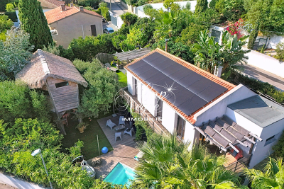 Maison à vendre à CAVALAIRE-SUR-MER Giens - 5 pièces - 158 m² 