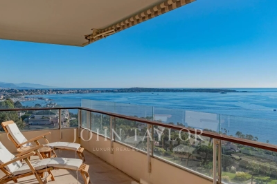 Appartement à vendre à VALLAURIS Pastorelle-Bosquets - 3 pièces - 121 m² 