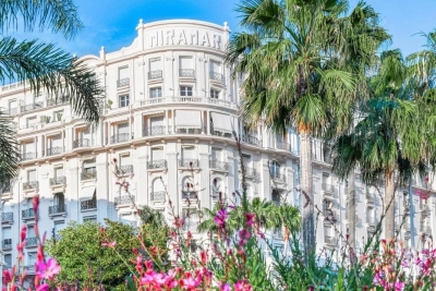 Apartment for sale in CANNES  - 5 rooms - 130 m&sup2; 