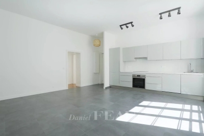 Appartement à louer à PARIS 5EME Monnaie - 4 pièces - 82 m² 