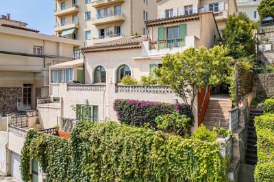 House for sale in NICE  - 5 rooms - 170 m² 