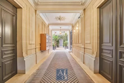 Appartement &agrave; vendre &agrave; PARIS 6EME Pont de Flandre - 4 pi&egrave;ces - 93 m&sup2; 