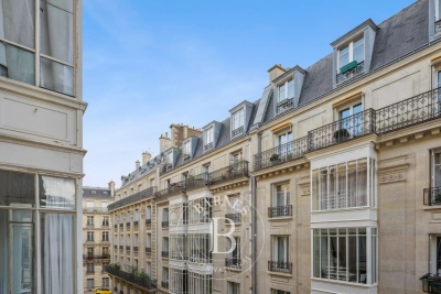 Appartement à vendre à PARIS 16EME Saint-Vincent de Paul 5 - 3 pièces - 61 m² 