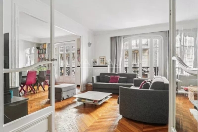 Appartement à vendre à PARIS 16EME Hopital Saint-Louis 8 - 7 pièces - 150 m² 