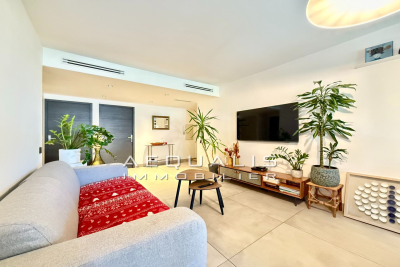 Apartment for sale in GOLFE JUAN  - 3 rooms - 64 m² 