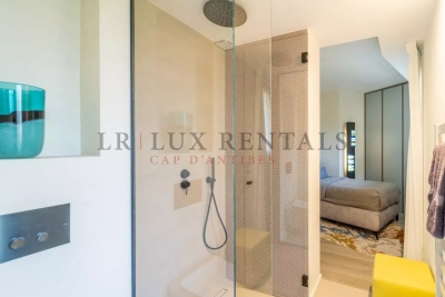 Apartment in Cap d'Antibes for rental from 32 000 € / week, Photo 11