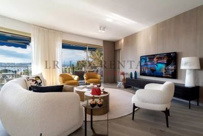 Apartment in Cap d'Antibes for rental from 32 000 € / week, Photo 2