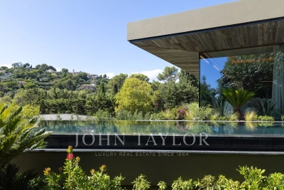 Villa à Mougins &agrave; louer à partir de 19 500 € / semaine, Photo 2