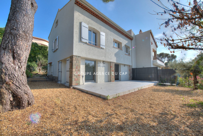 Appartement à vendre à ST-RAPHAËL Le Mourillon Iv - 3 pièces - 65 m² 