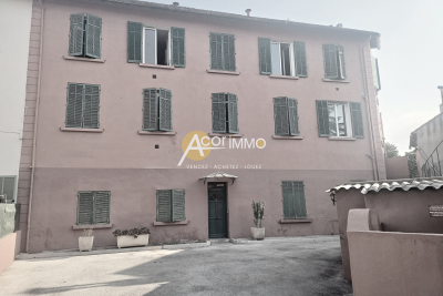 Bien à vendre à TOULON   - 437 m² 