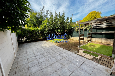 Appartement à vendre à SANARY-SUR-MER  - 3 pièces - 60 m² 