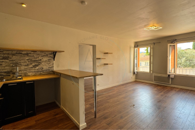 Appartement à louer à COGOLIN Artignosc-sur-Verdon - 2 pièces - 44 m² 