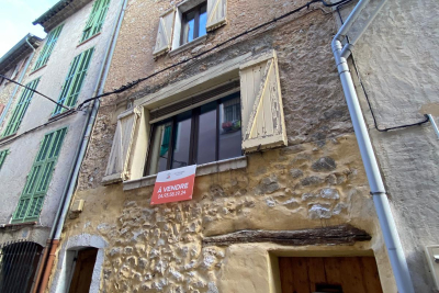 House for sale in VENCE  - 4 rooms - 91 m&sup2; 