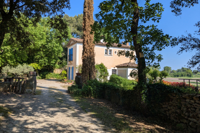 Maison &agrave; vendre &agrave; UZÈS  - 6 pi&egrave;ces - 120 m&sup2; 