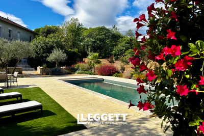 Maison à vendre à ST-NAZAIRE-DES-GARDIES Collorgues - 11 pièces - 307 m² 