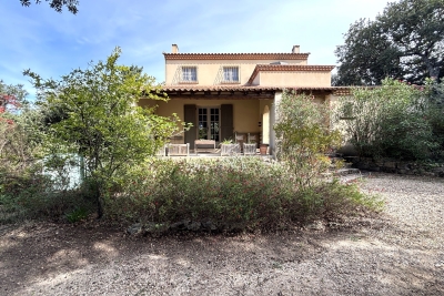 Maison à vendre belle vue piscine gard 