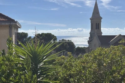 Maison à louer à GIENS  - 1 pièces - 27 m² 