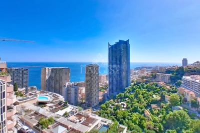 Apartment for sale in BEAUSOLEIL  - 4 rooms - 114 m&sup2; 