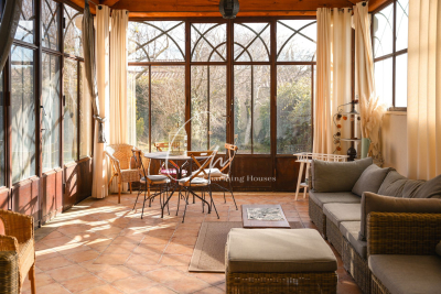 House for sale in MAILLANE  - 7 rooms - 230 m&sup2; 