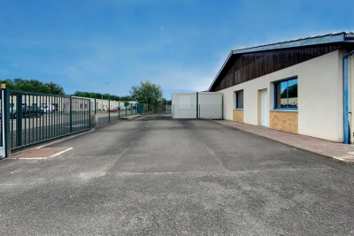 Commerce à louer à LE HAILLAN   - 60 m² 