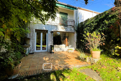 Maison à vendre à ROYAN Port-d'Envaux - 5 pièces - 111 m² 