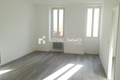Appartement à louer à TOULON Artignosc-sur-Verdon - 2 pièces - 40 m² 