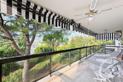 Apartment for sale in CANNES  - 3 rooms - 84 m² 