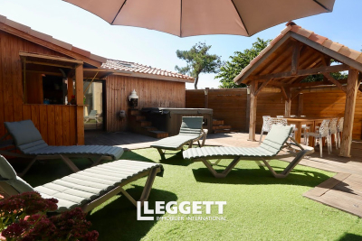 Maison à vendre à LACANAU  - 7 pièces - 220 m² 