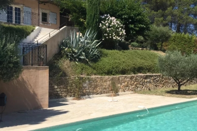 Maison à vendre à LORGUES   - 296 m² 