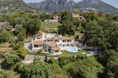 Maison à vendre à VENCE Cassini - 8 pièces - 400 m² 