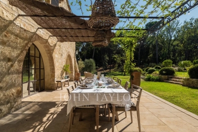 Villa in Mougins for rental from 30 000 € / week, Photo 2