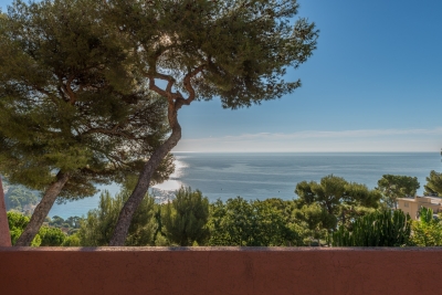 Maison à vendre à EZE Saint-Mathieu - 3 pièces - 79 m² 