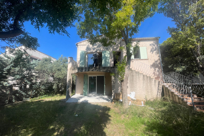 Maison à vendre à LA FARE-LES-OLIVIERS  - 6 pièces - 175 m² 