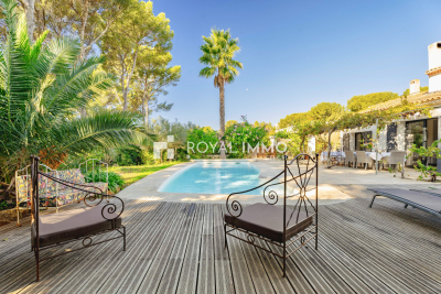 Maison à vendre à SANARY-SUR-MER  - 5 pièces - 152 m² 