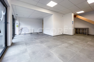 Commerce à louer à DOUSSARD Champanges  - 60 m² 