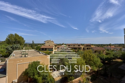 Appartement &agrave; vendre &agrave; Hyères  - 4 pi&egrave;ces 68 m&sup2; 