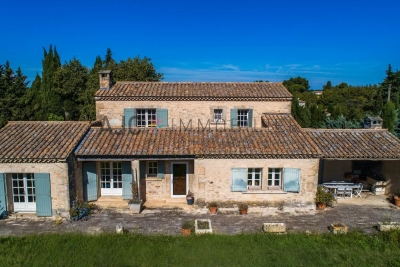 Maison à vendre à ST-RÉMY-DE-PROVENCE La Berarde - 7 pièces - 222 m² 