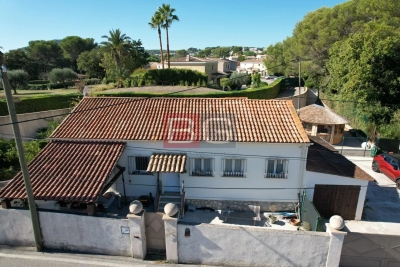House for sale in ANTIBES  - 5 rooms - 104 m² 