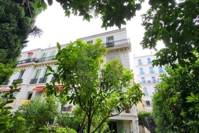 Appartement à vendre c est terrasse 