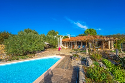 House for sale in BANNE  - 9 rooms - 223 m² 