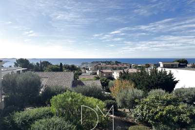 Appartement à vendre à BANDOL Zone Est Diffuse - 5 pièces - 107 m² 