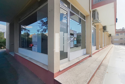 Commerce à vendre moins de 130000 euro 