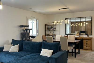 Maison à vendre à ROMANS-SUR-ISÈRE Mours-Saint-Eusèbe - 8 pièces - 102 m² 