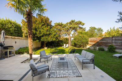 Maison à vendre à FLEURIEU-SUR-SAÔNE Montribloud-Boyer - 6 pièces - 211 m² 