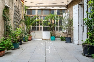 Appartement à vendre à MARSEILLE 6EME Petite Couronne - 7 pièces - 236 m² 