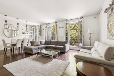 Appartement à louer à PARIS 8EME Palais Royal - 6 pièces - 165 m² 